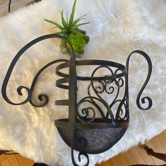 Hanging planter - Picture 1 of 6